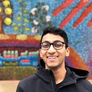 Meet your Posher, Ojas